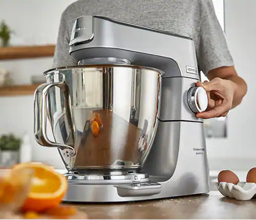 ความยอดเยี่ยมอิเล็กทรอนิกส์